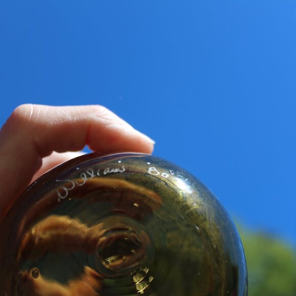 Vtg Buzz Williams 80' Studio Art Blown Glass Bud Vase amber-ish green MCM Signed - Picture 2 of 13